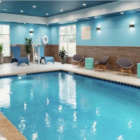 Hampton Inn&Suites Pekin  Bagian luar foto