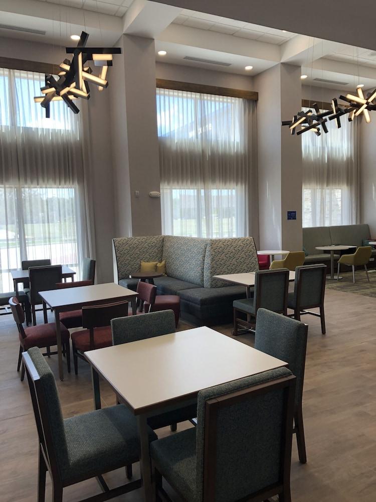 Hampton Inn&Suites Pekin  Bagian luar foto