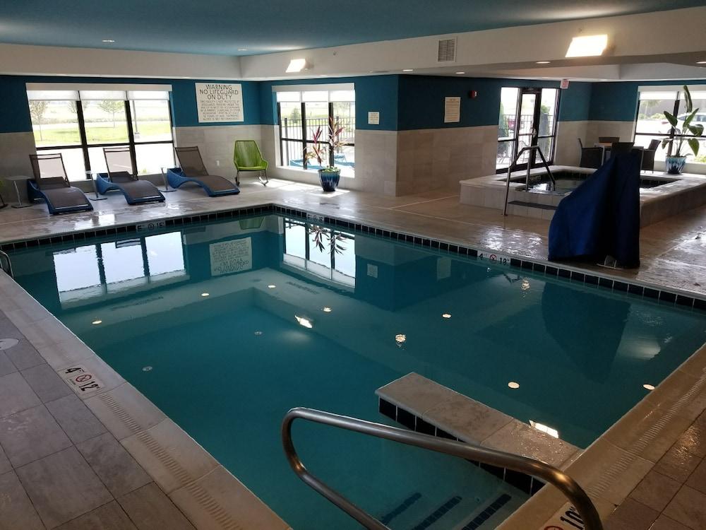 Hampton Inn&Suites Pekin  Bagian luar foto
